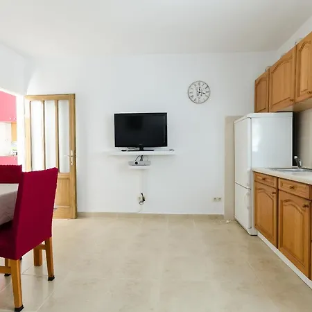 Ivica Apartman Banjol